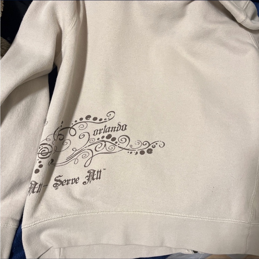 Zip up - Picture 2 of 3